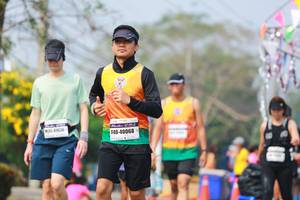 BIB: 41636, 40068
                            <button type="button" onclick="openModal(9891335)" class="btn btn-primary btn-sm float-right btn-popup" data-toggle="modal" data-target=".modal-high-quality">
                        <i class="fas fa-shopping-cart"></i> Add to Cart
                    </button>
                                            <button type="button" onclick="isThisMe(9891335, true)" class="btn btn-success btn-sm float-right btn-popup btn-isme hidden" data-toggle="tooltip" data-placement="bottom" title="นี่คือรูปของคุณใช่ไหม คลิกที่นี่เพื่อเอาเข้าอัลบั้ม">
                        <i class="fas fa-plus"></i> Add to album
                    </button>
                    <button type="button" onclick="isThisMe(9891335, false)" class="btn btn-warning btn-sm float-right btn-popup btn-isnotme hidden">
                        <i class="fas fa-ban"></i> Remove from album
                    </button>